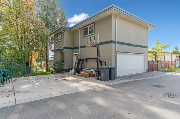 Coquitlam, BC V3K 3B4,969 Madore AVE