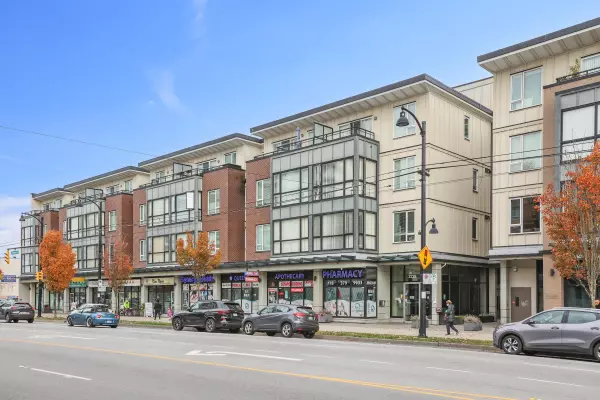 2239 Kingsway ST #PH3, Vancouver, BC V5N 0E5