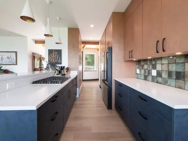 Gibsons, BC V0N 1V1,1832 North RD