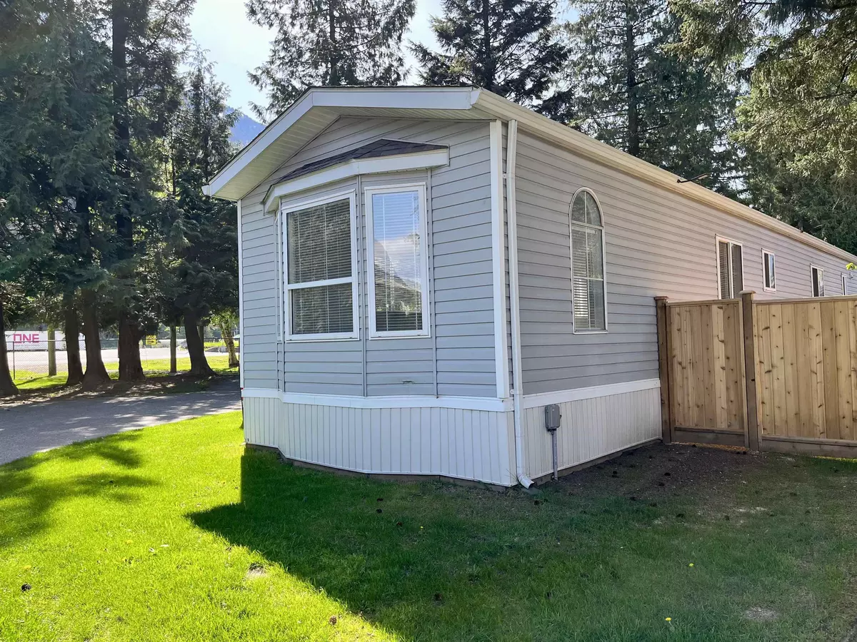 Hope, BC V0X 1L2,63071 Flood Hope RD #20