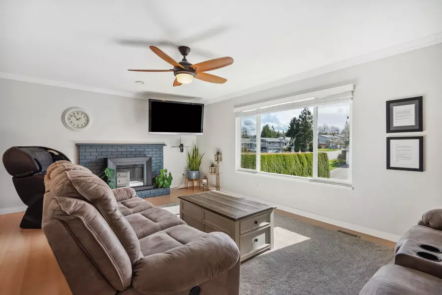 21247 94b AVE, Langley, BC V1M 1L8