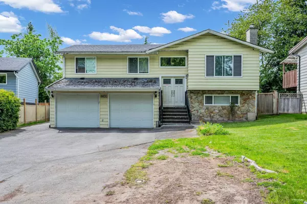 Surrey, BC V3R 6Z9,8855 146a ST
