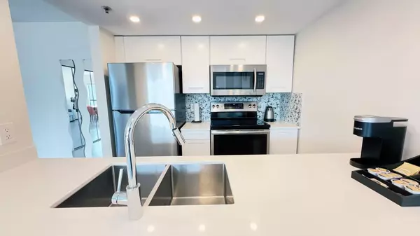 Vancouver, BC V6E 4K2,1060 Alberni ST #1810