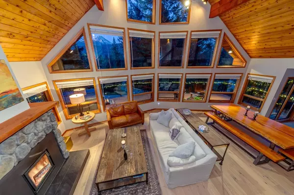 Whistler, BC V8E 0G1,8505 Matterhorn DR