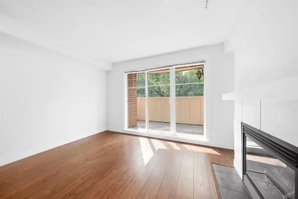Port Moody, BC V3H 0C1,3240 St Johns ST #203