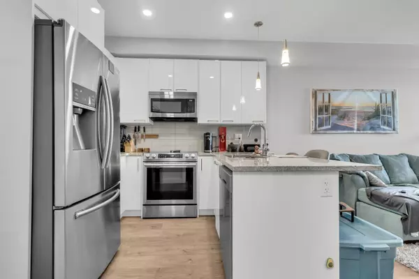 Langley, BC V3A 4C4,20696 Eastleigh CRES #402