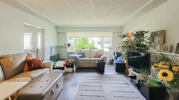 Delta, BC V4C 4J9,8927 Shepherd WAY