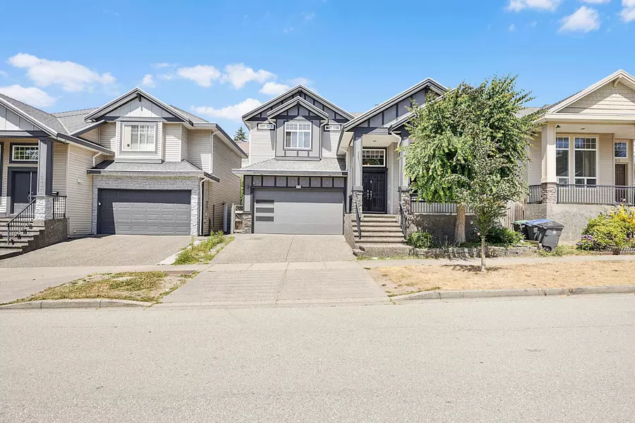 14781 67a AVE, Surrey, BC V3S 4P9