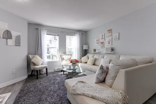 Surrey, BC V4N 5P7,8638 159 ST #19