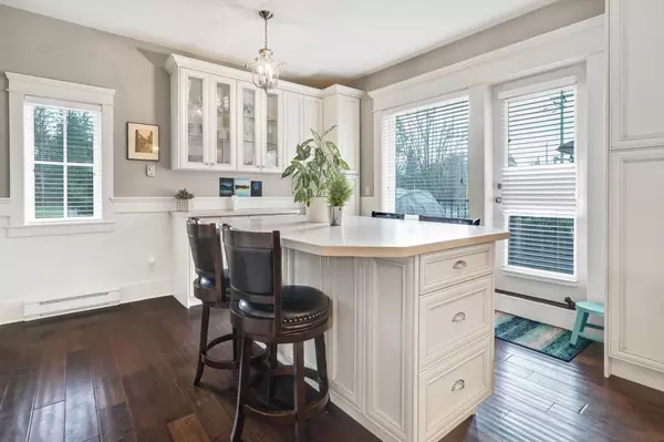 3268 156a ST #13, Surrey, BC V3Z 9T1