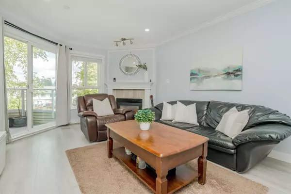 Surrey, BC V4N 0N1,16137 83 AVE #312