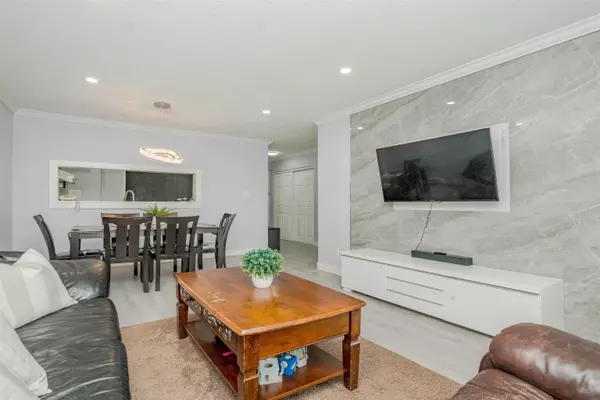 16137 83 AVE #312, Surrey, BC V4N 0N1