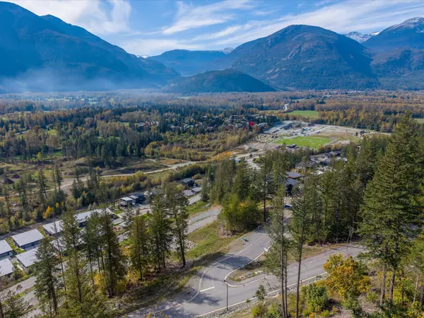 8204 Merlot Peak DR Pemberton, BC V0N 2L3