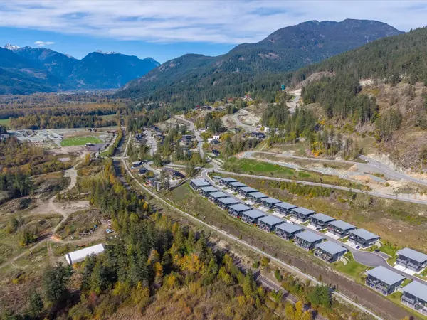 8204 Merlot Peak DR Pemberton, BC V0N 2L3