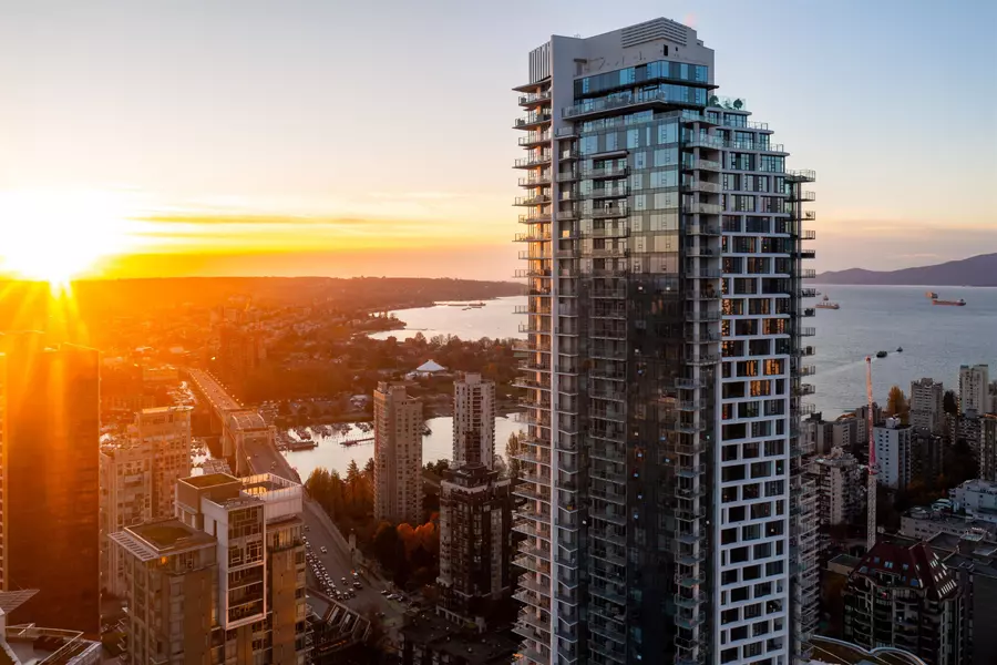 1289 Hornby ST #3601, Vancouver, BC V6Z 0G7