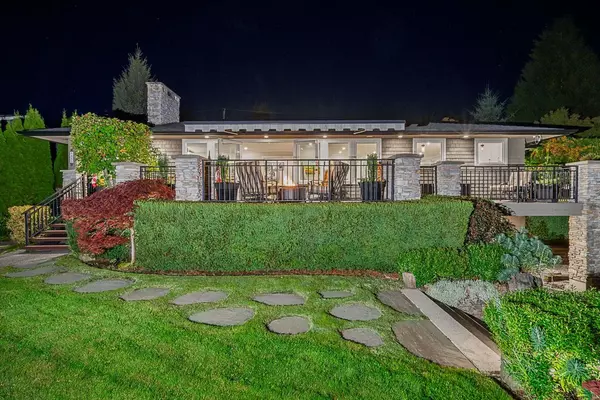 West Vancouver, BC V7T 2H8,1425 Palmerston AVE