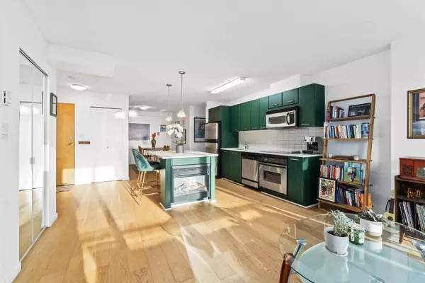 Vancouver, BC V6B 1K2,1155 Seymour ST #310