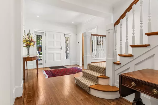 Vancouver, BC V6M 3J7,6339 Adera ST