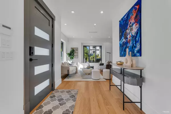 Vancouver, BC V6P 2V8,8420 Wiltshire ST