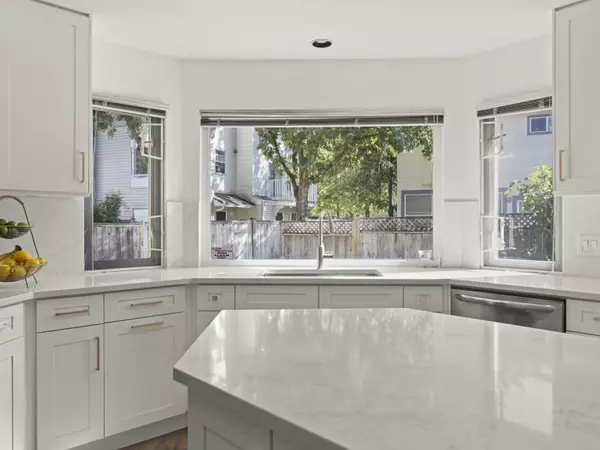 Richmond, BC V6V 2T5,4580 Cameron CT