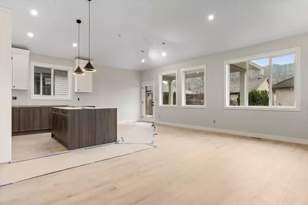 Chilliwack, BC V2R 4B6,44428 Keith Wilson RD