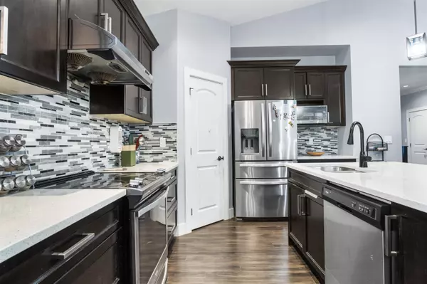 Maple Ridge, BC V2X 8B9,12265 210 ST