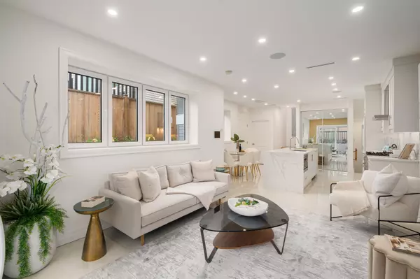 Vancouver, BC V6K 2B3,2523 W 8th AVE