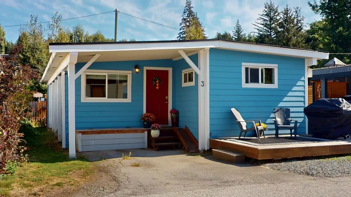 Squamish, BC V8B 0G3,39768 Government RD #3