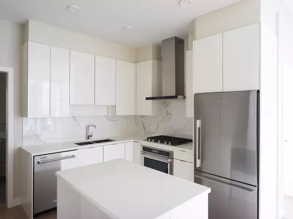 Coquitlam, BC V3K 0G5,555 Sydney AVE #2506