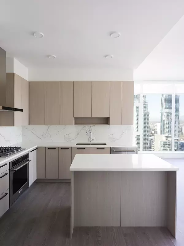 Coquitlam, BC V3K 0G5,555 Sydney AVE #2508