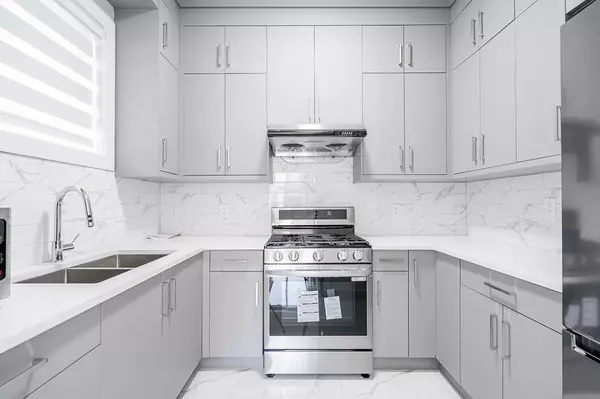 Surrey, BC V3S 3T1,6261 148 ST