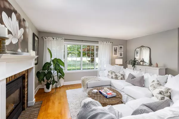 Surrey, BC V3V 5J5,10099 127 ST