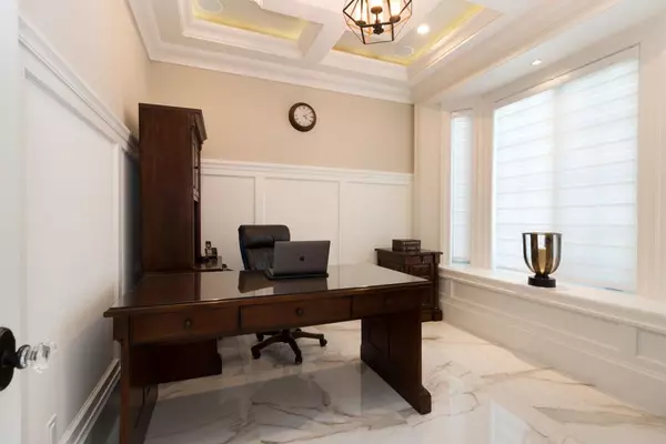 Richmond, BC V7C 2H1,5851 Reeves RD