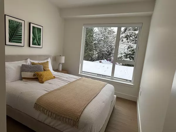 Vancouver, BC V5N 0J5,2235 E Broadway #210