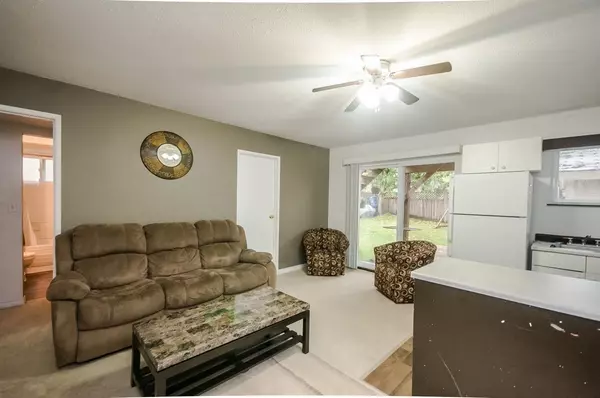 Surrey, BC V3R 8H3,15026 98a AVE