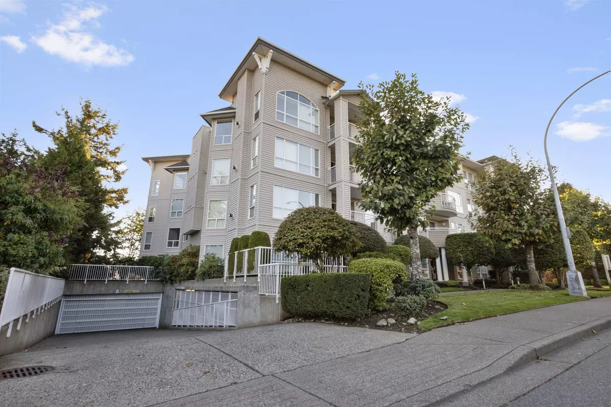 Abbotsford, BC V2T 2E8,32120 Mt Waddington AVE #206