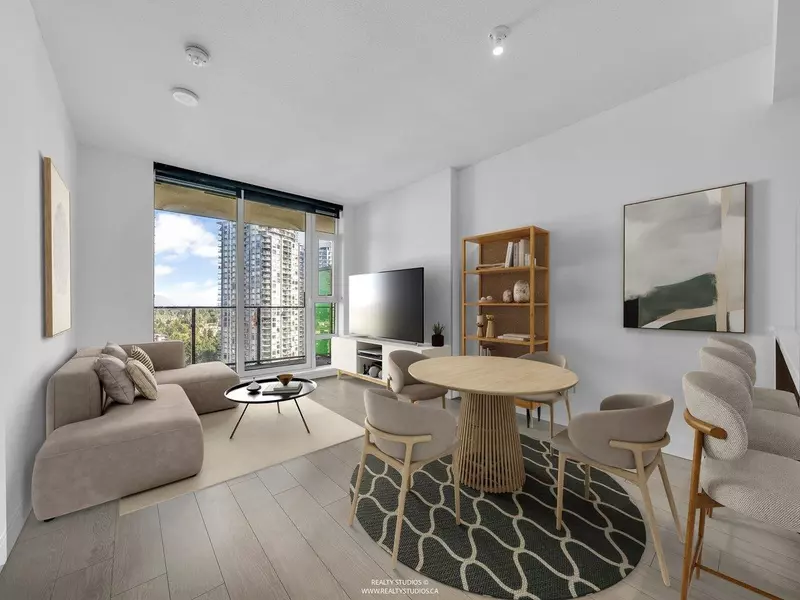 9887 Whalley BLVD #2305, Surrey, BC V3T 0P4