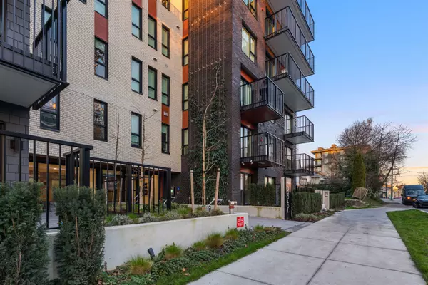 Vancouver, BC V5N 0J5,2235 E Broadway #110