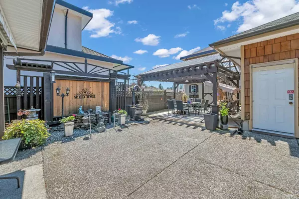 Surrey, BC V3X 1V7,6083 126 ST