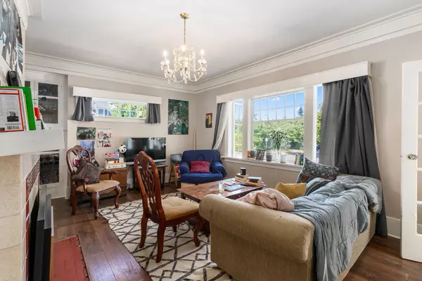 Vancouver, BC V6K 2C3,3192 W 8th AVE