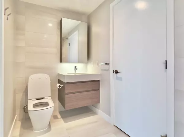 Burnaby, BC V5H 0K9,6537 Telford AVE #2601
