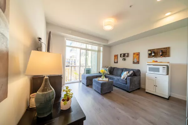 Langley, BC V3A 0M4,20686 Eastleigh CRES #206