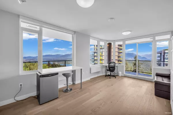 Burnaby, BC V5A 4Y8,8761 University CRES #1201