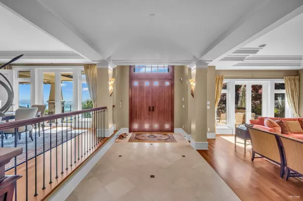 West Vancouver, BC V7S 3J2,2495 Hudson CT