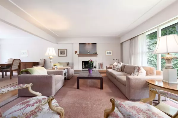 Vancouver, BC V6N 1H4,6297 Mackenzie ST