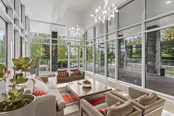 Vancouver, BC V5S 0C4,3281 E Kent Avenue North #1106