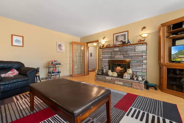 6050 Chadsey RD Chilliwack, BC V2R 4P2