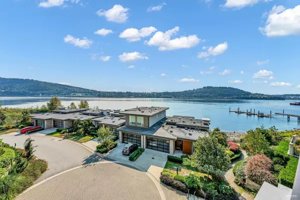 North Vancouver, BC V7G 0A6,3825 Cates Landing WAY #308
