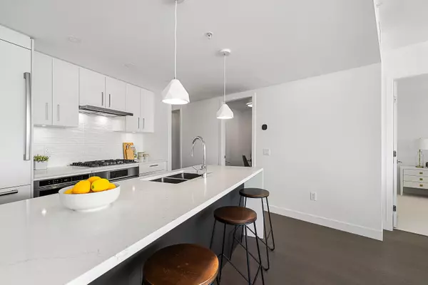 1588 Johnston RD #1108 White Rock, BC V4B 0C5