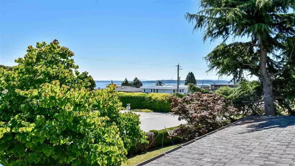 White Rock, BC V4B 4H5,1121 Cypress ST